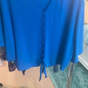 vince camuto blue tie blouse with 3/4 flowy sleeves